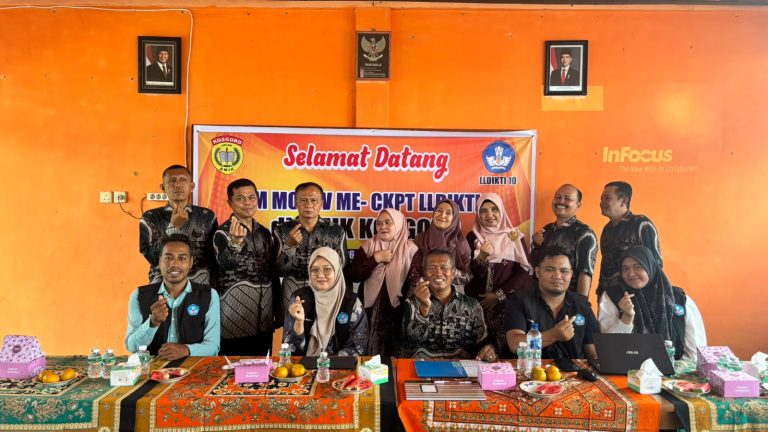 KEDATANGAN TIM MONEV ME‑CKPT SUKSES DILAKSANAKAN DI AMIK KOSGORO
